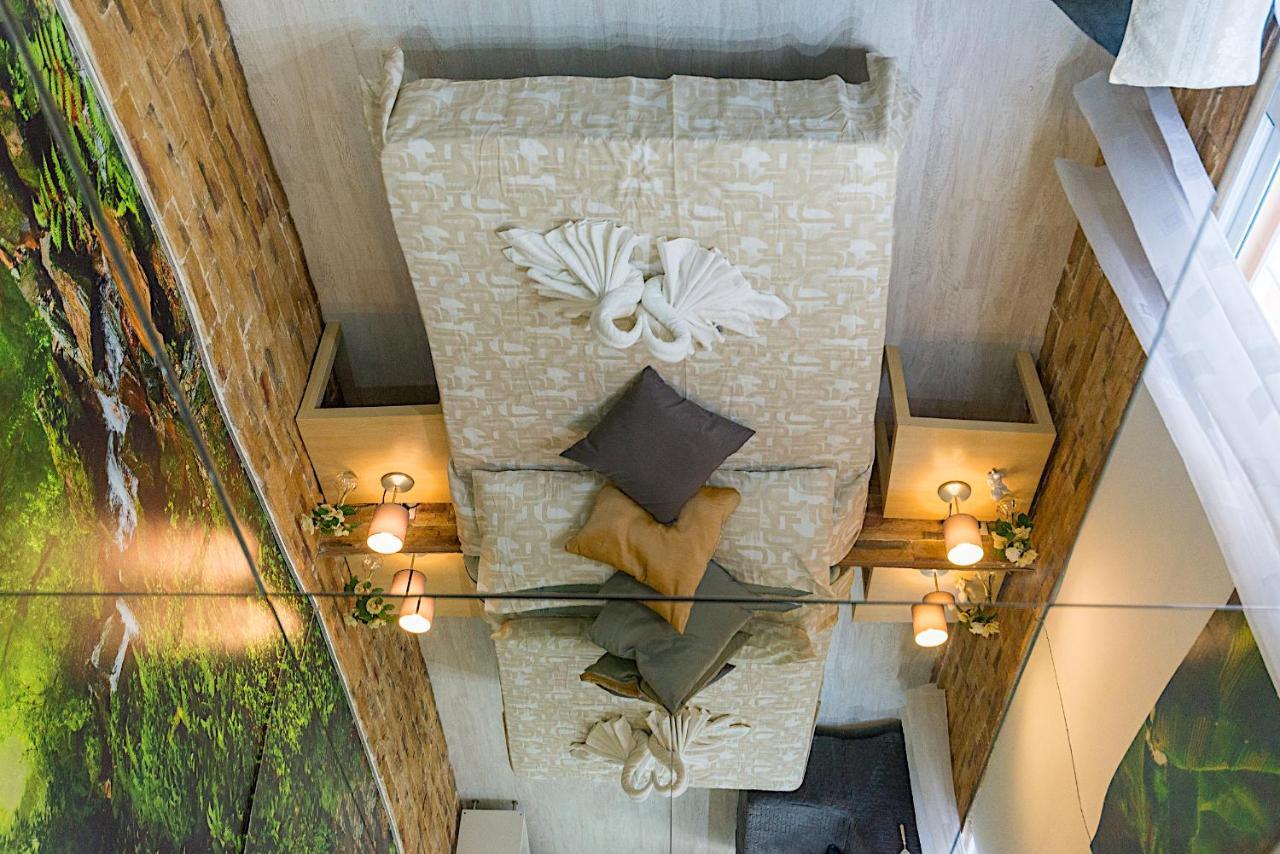 Rooms Young People Only, Soho Citycenter مالقة المظهر الخارجي الصورة